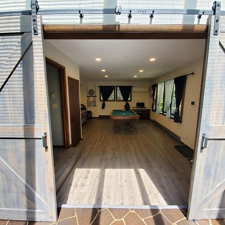 Walk To Pool & Beach - Spacious Gateway, Hot Tub, Game Room Pocono Country Place Exterior photo