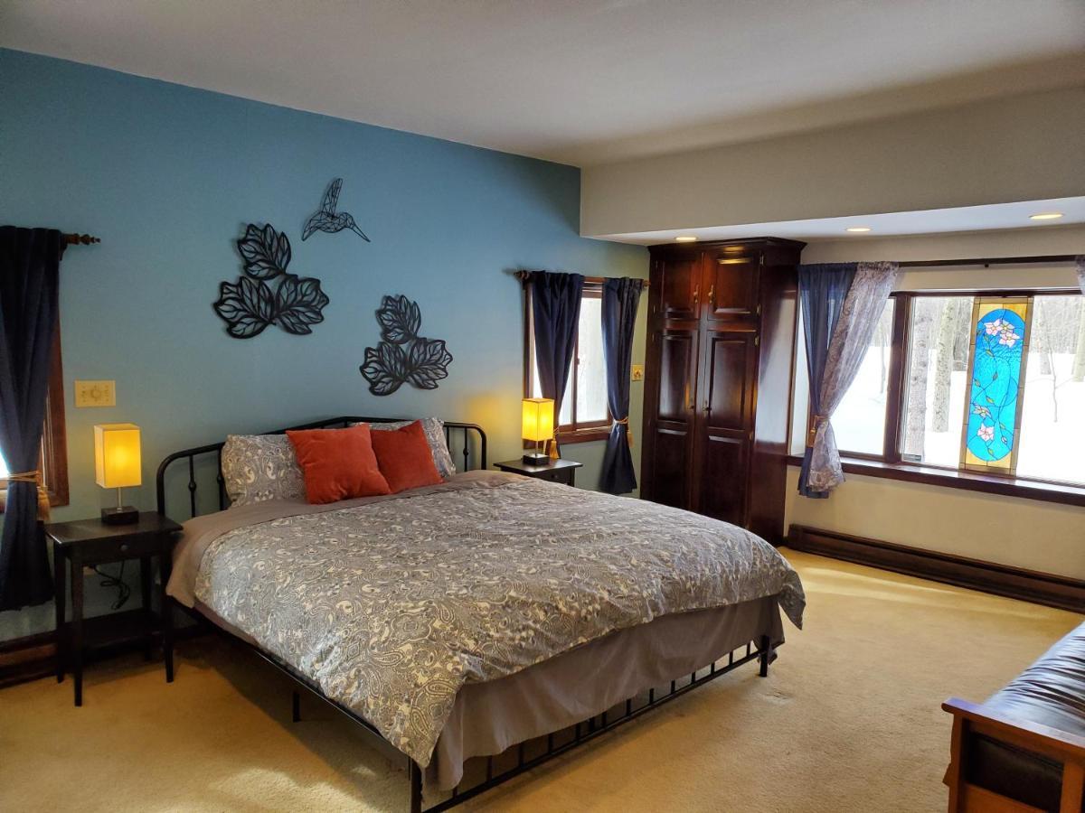 Walk To Pool & Beach - Spacious Gateway, Hot Tub, Game Room Pocono Country Place Exterior photo