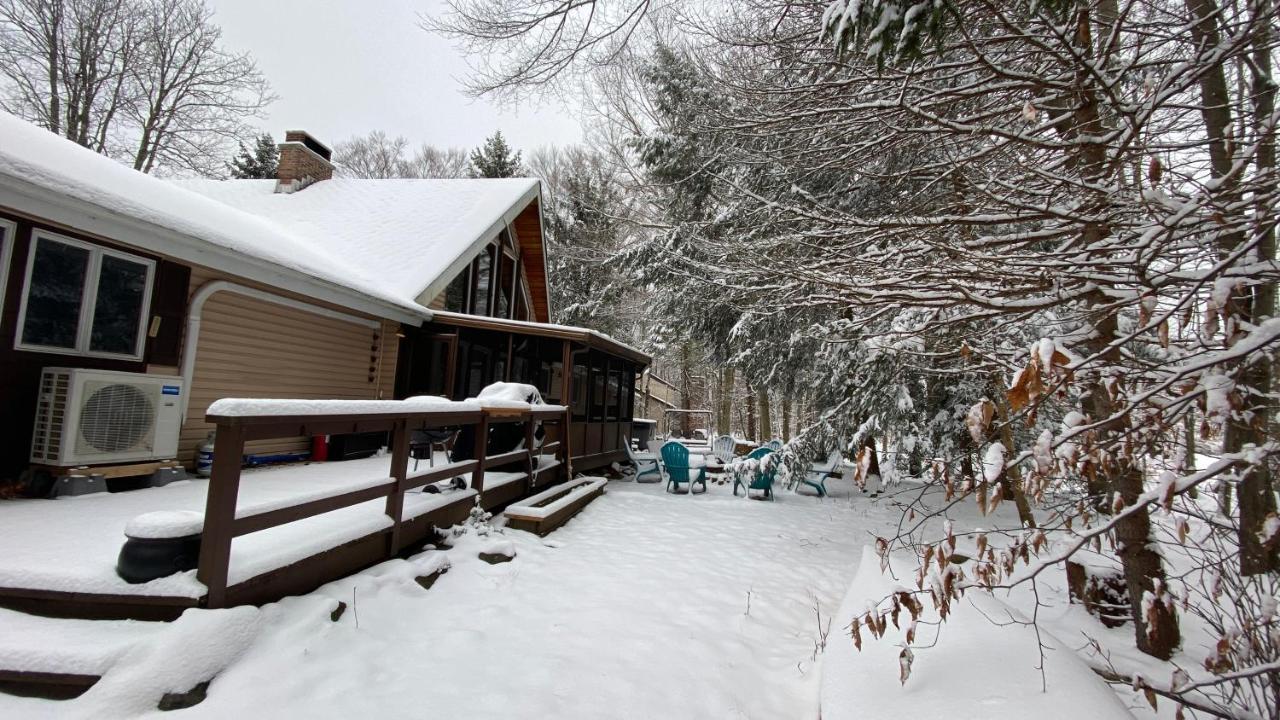 Walk To Pool & Beach - Spacious Gateway, Hot Tub, Game Room Pocono Country Place Exterior photo
