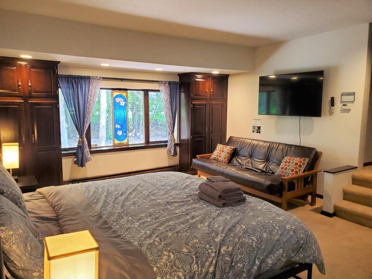 Walk To Pool & Beach - Spacious Gateway, Hot Tub, Game Room Pocono Country Place Exterior photo