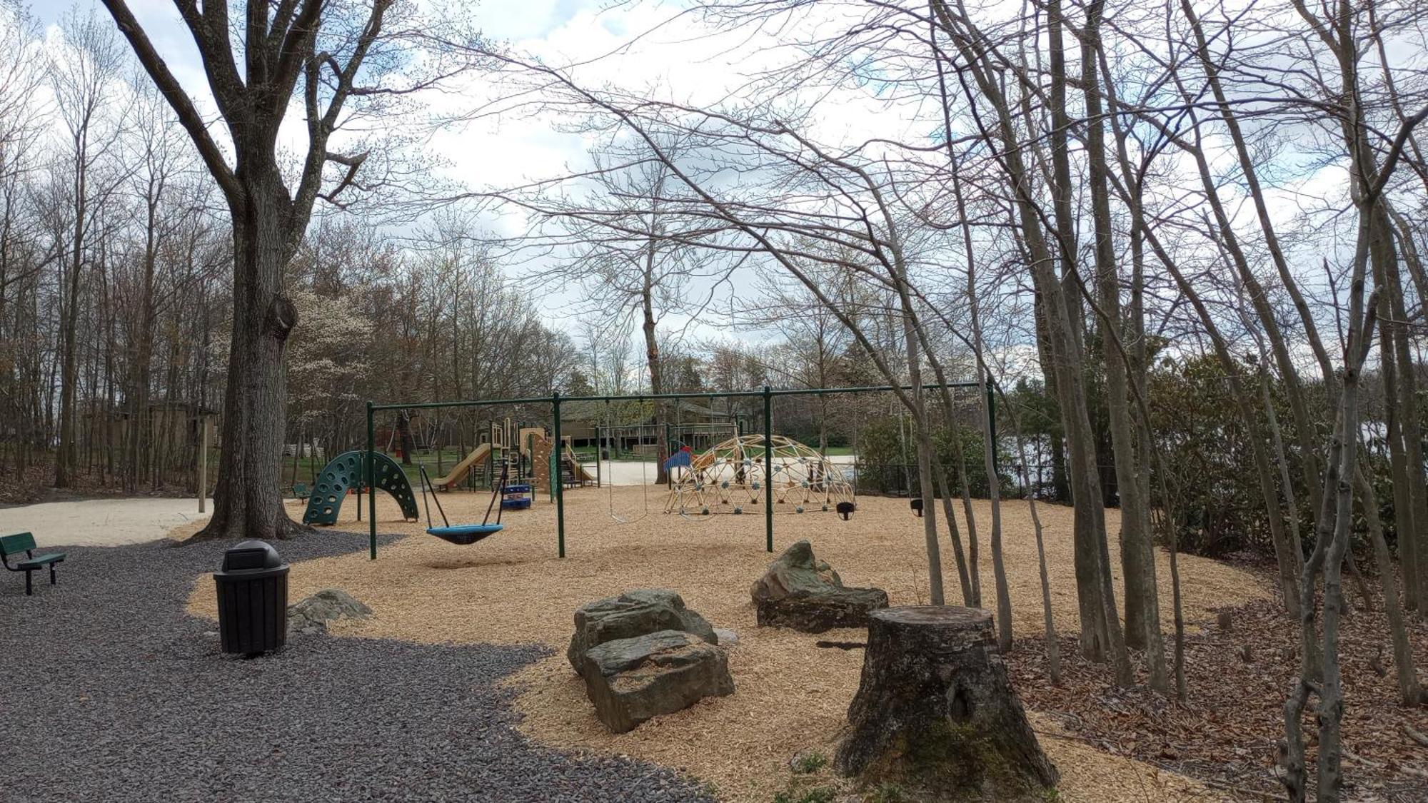 Walk To Pool & Beach - Spacious Gateway, Hot Tub, Game Room Pocono Country Place Exterior photo